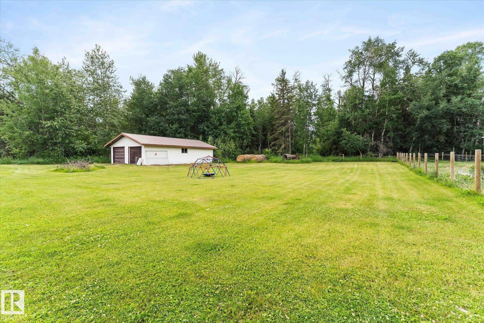 Photo 38 at 51405 Rge Road 10, None, Rural Parkland County