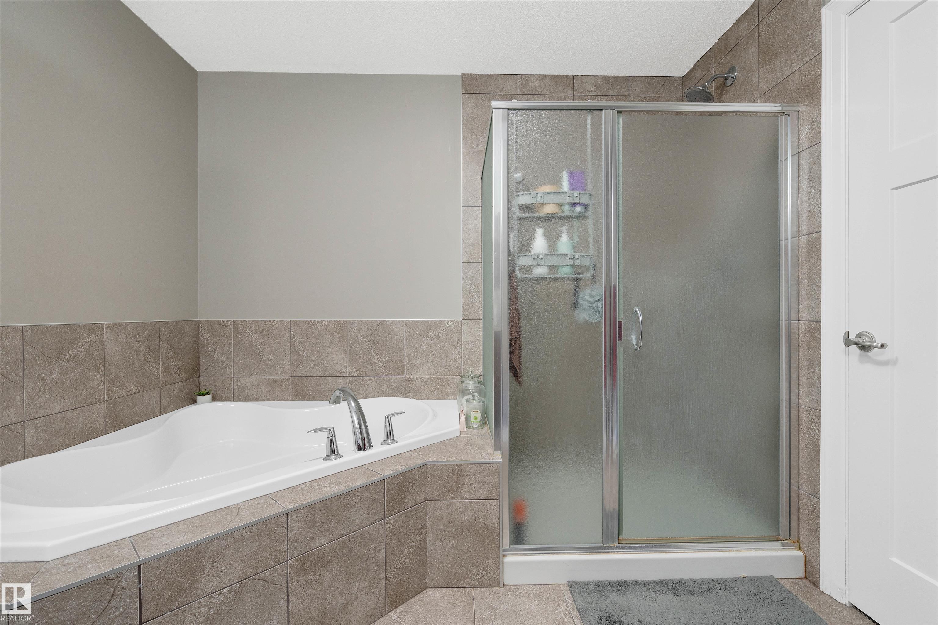 Photo 17 at 190 Sturtz Bend, Southfork, Leduc