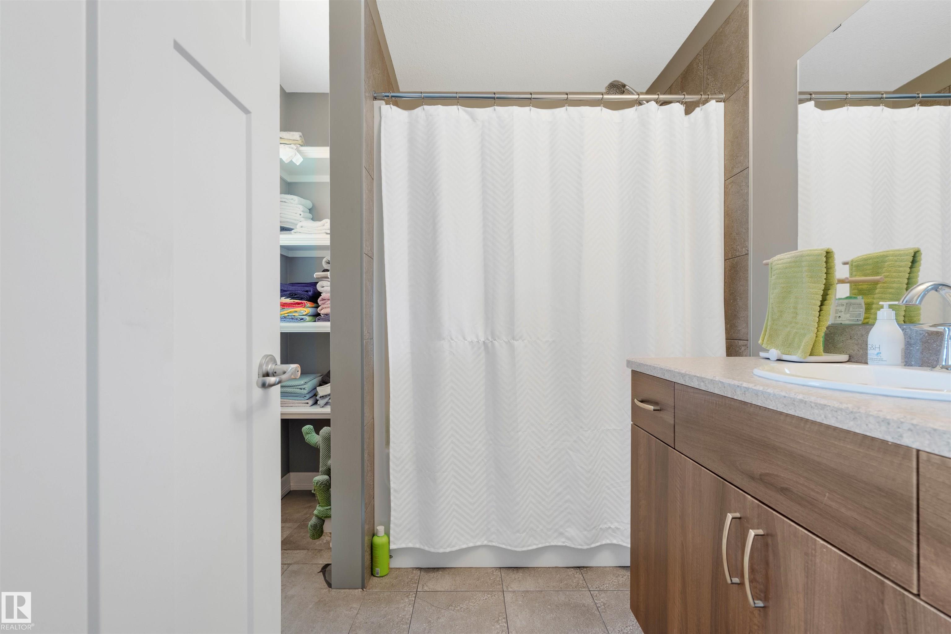 Photo 19 at 190 Sturtz Bend, Southfork, Leduc