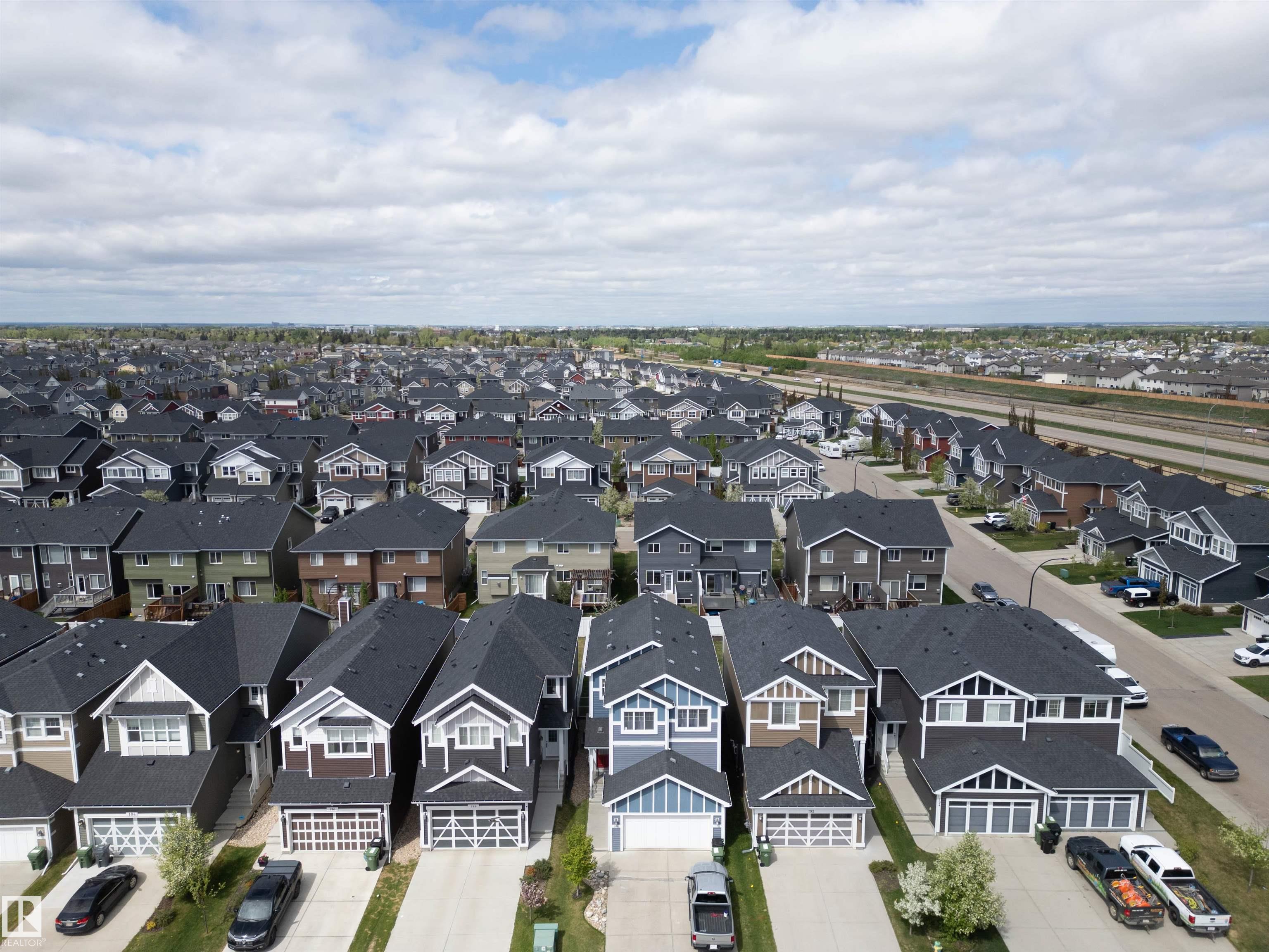 Photo 42 at 190 Sturtz Bend, Southfork, Leduc