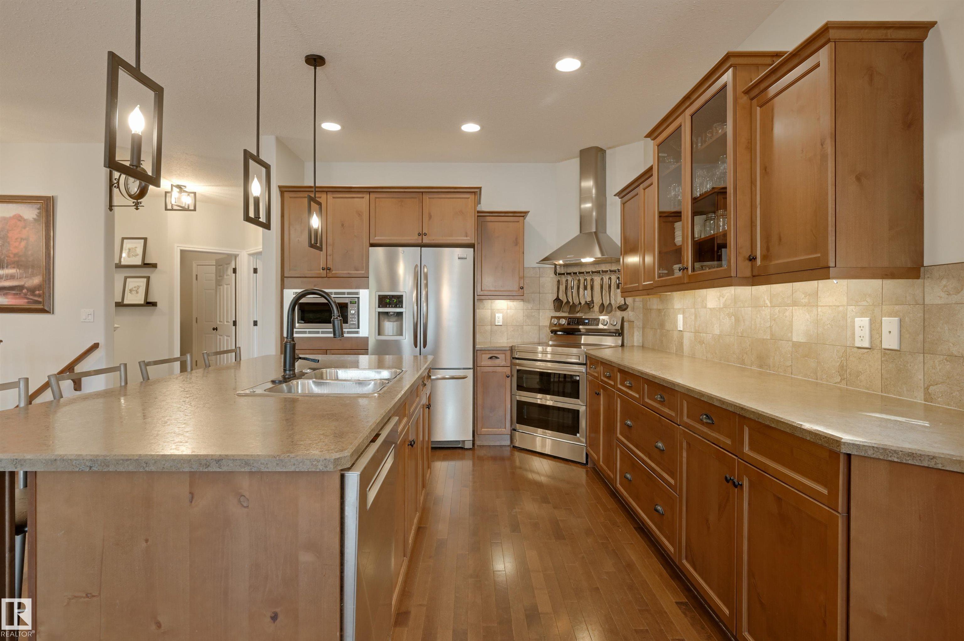 Photo 16 at 99 Walters Place, Windrose, Leduc