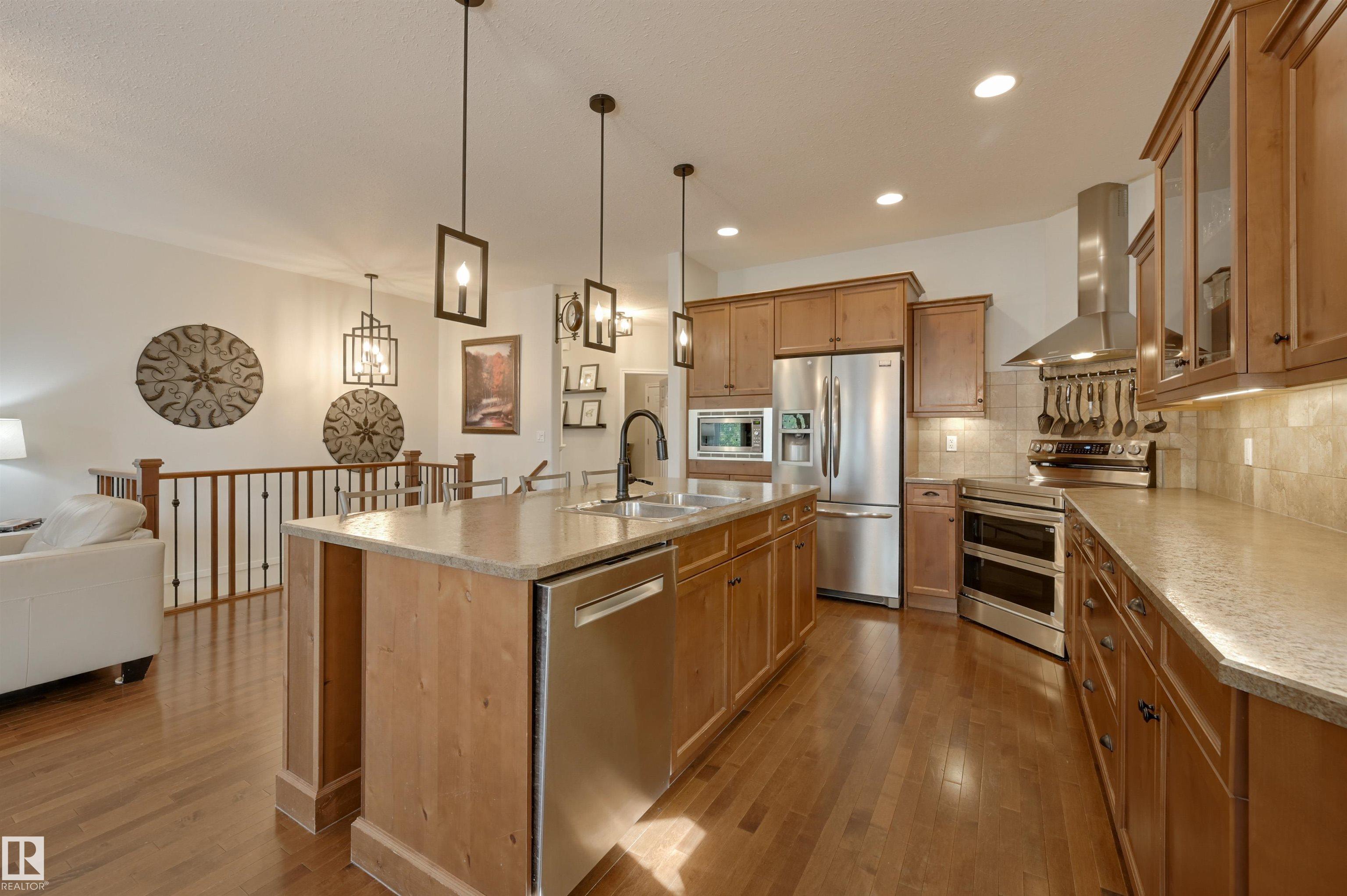 Photo 17 at 99 Walters Place, Windrose, Leduc