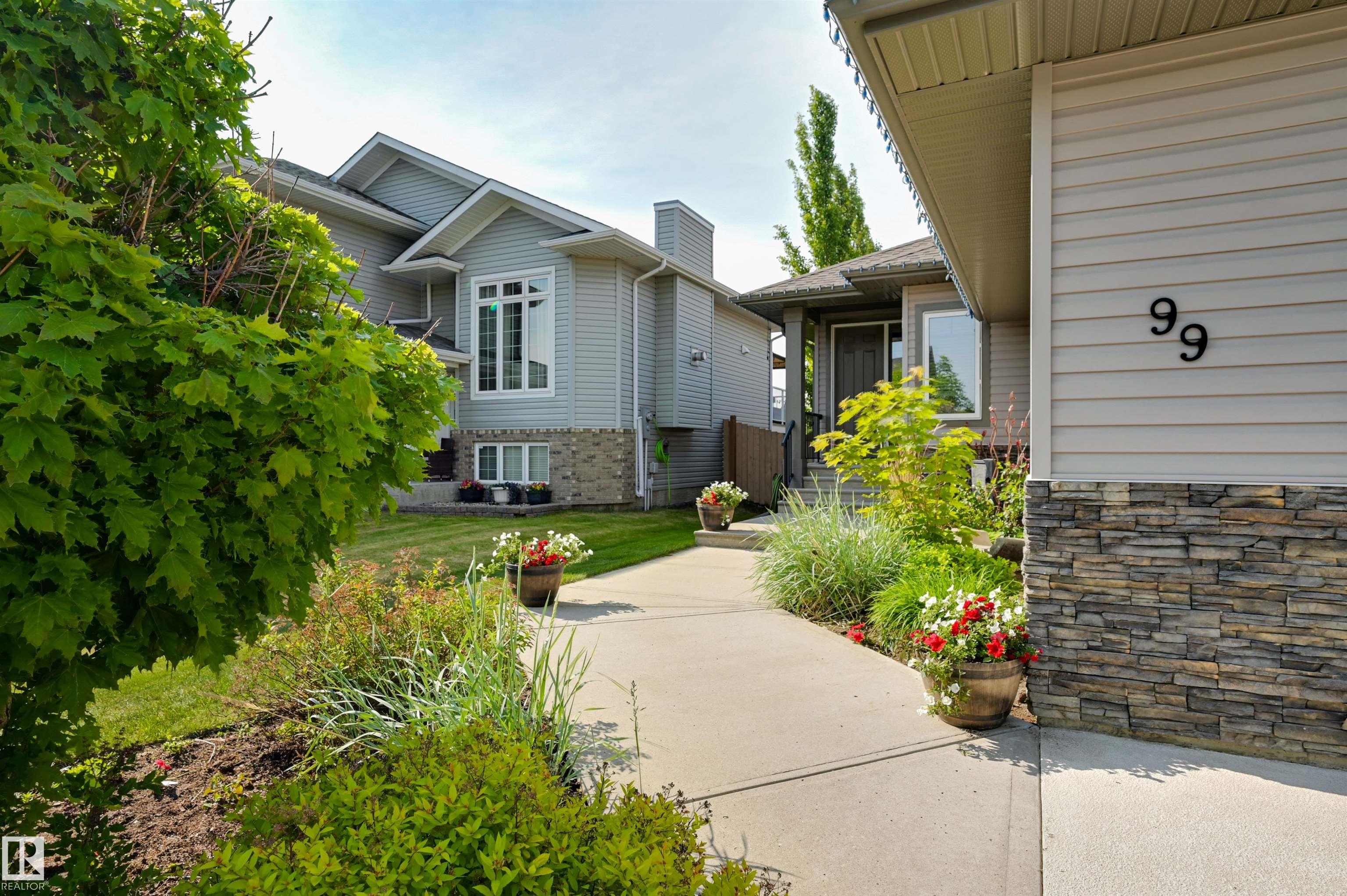 Photo 5 at 99 Walters Place, Windrose, Leduc