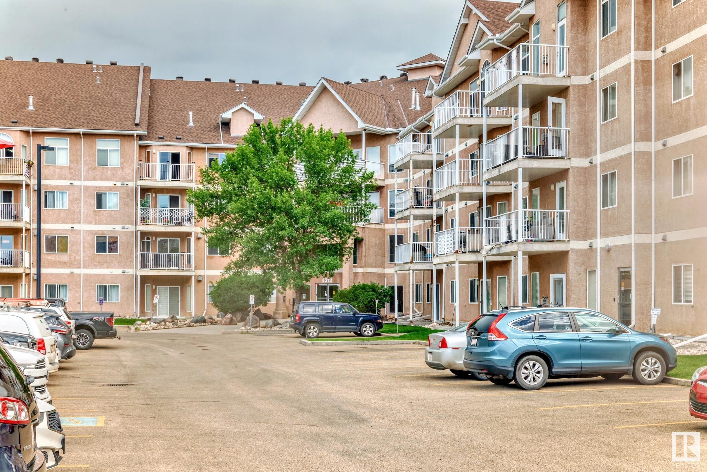 http://cdnparap120.paragonrels.com/ParagonImages/Property/p12/RAE/225358228/52/0/0/f287163663b7ef9b73c9e02e09f3e516/1/ae59b425a024e3ad351ffe3787c95491/225358228-7466cc36-533d-4adf-9bb6-9ed8e22d0b5a.JPG