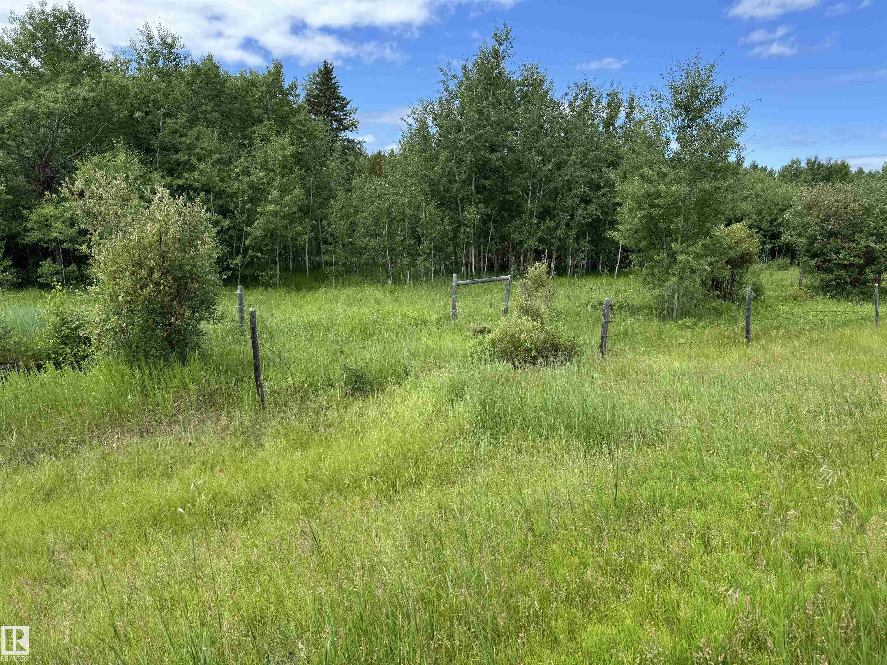 Photo 13 at On Township Road 522, None, Rural Parkland County
