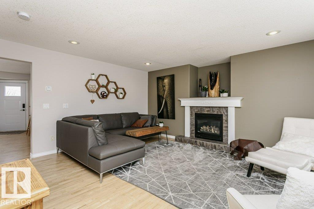Photo 11 at 8818 Rowland Road NW, Riverdale, Edmonton