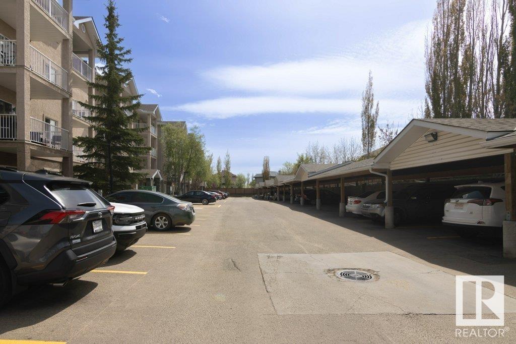 http://cdnparap120.paragonrels.com/ParagonImages/Property/p12/RAE/225358612/21/0/0/34edea5ba12470f58b5eea227dd31a87/1/6cac95e669e89aca1b565edaf2ccc279/225358612-93804575-A60A-4416-BFBC-94BB99E38D65.JPG