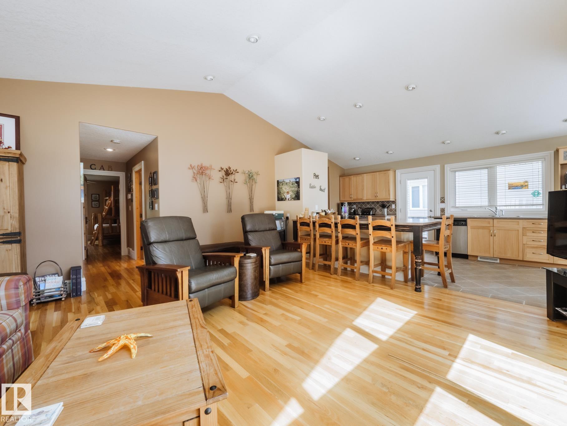 Photo 15 at 31 Lakeshore Drive, Sundance Beach, Rural Leduc County