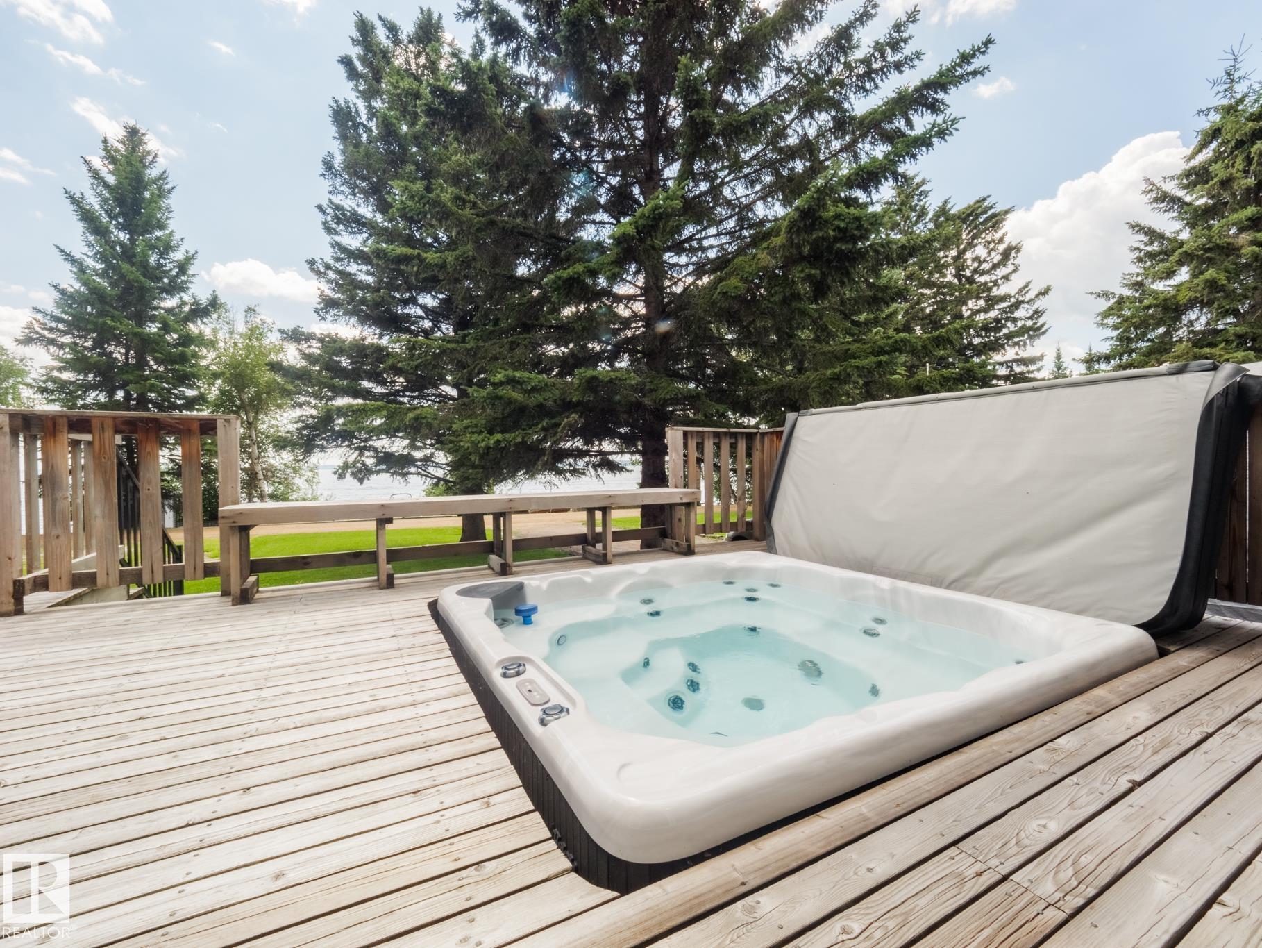 Photo 33 at 31 Lakeshore Drive, Sundance Beach, Rural Leduc County