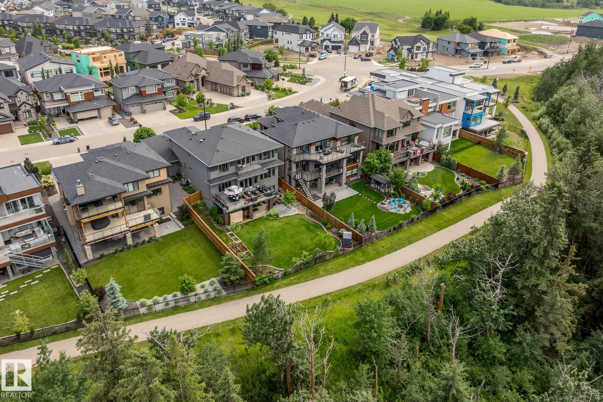 Picture for 699 HOWATT DR SW