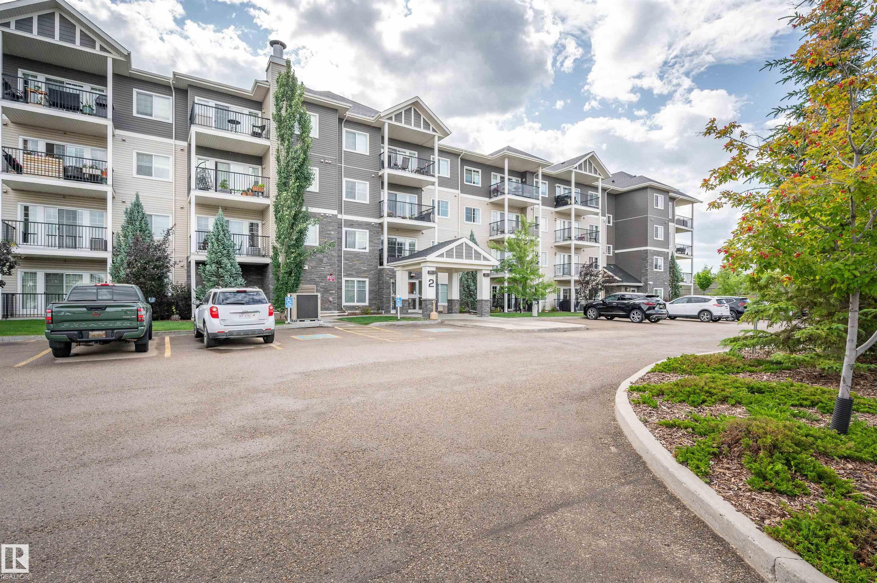 Photo 3 at 1404 - 2 Augustine Crescent, Aspen Trails, Sherwood Park