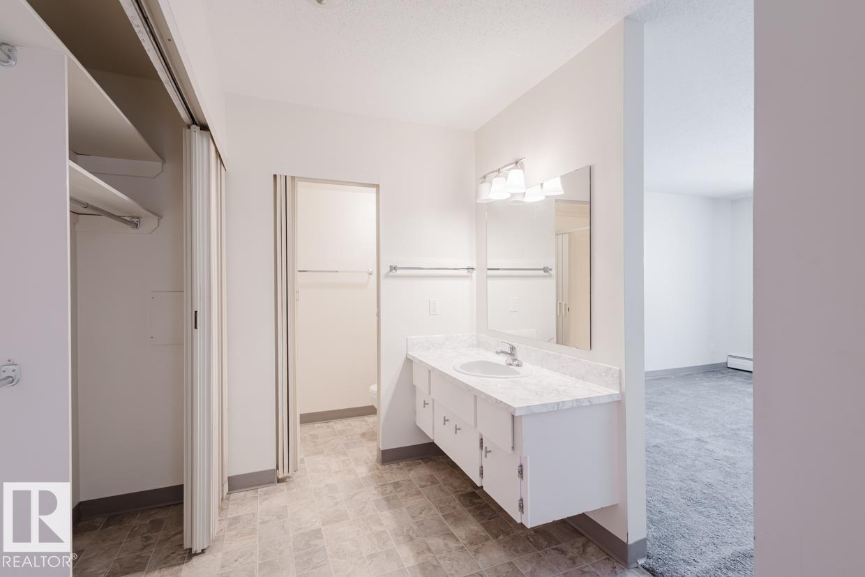 Photo 17 at 226 - 5125 Riverbend Road NW, Brander Gardens, Edmonton