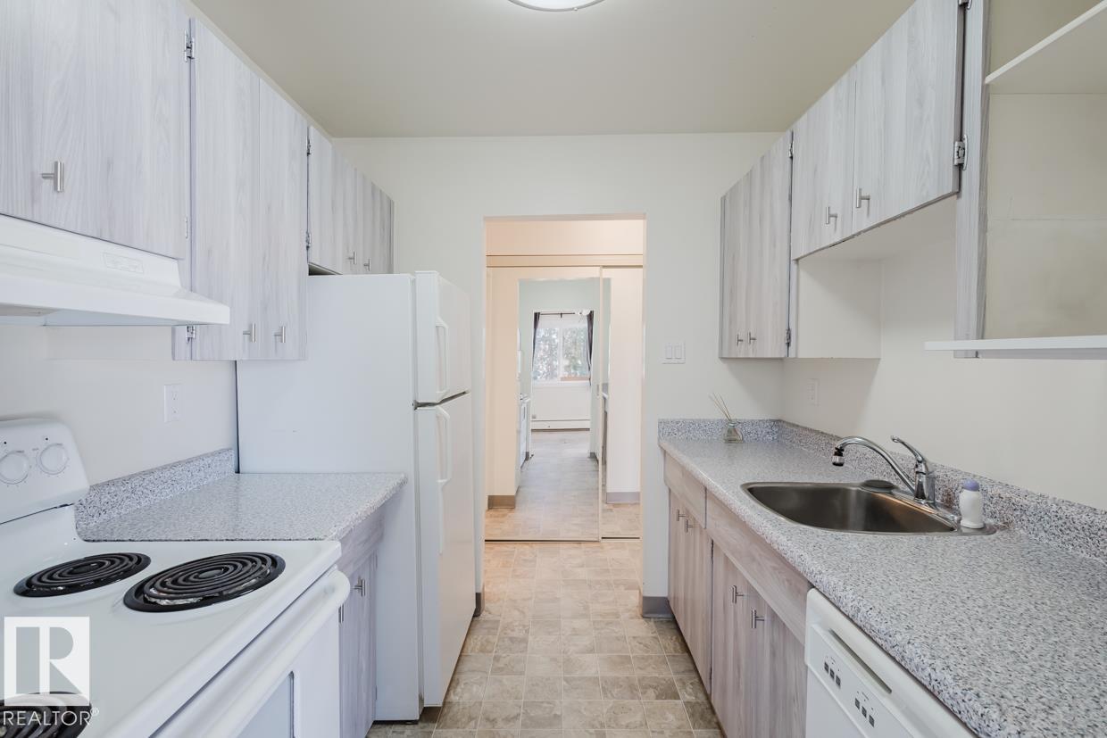 Photo 10 at 226 - 5125 Riverbend Road NW, Brander Gardens, Edmonton