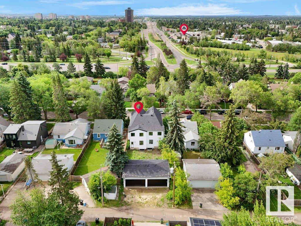 http://cdnparap120.paragonrels.com/ParagonImages/Property/p12/RAE/225358782/48/0/0/d6bbbebd76c34b20c9ae5d3bdf8ad4bb/1/689f1c6e5fb08956789c059dd5b0ca3a/225358782-7065752e-bec4-4a1b-920f-0a79db8a899a.JPG