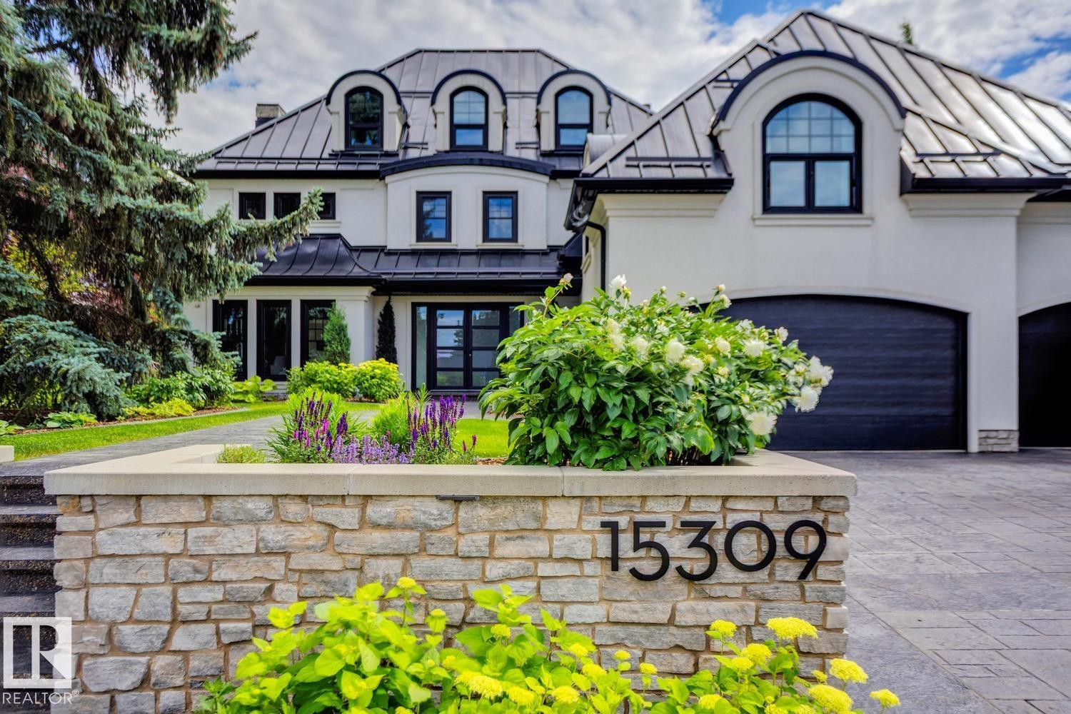 Photo 2 at 15309 Rio Terrace Drive NW, Rio Terrace, Edmonton