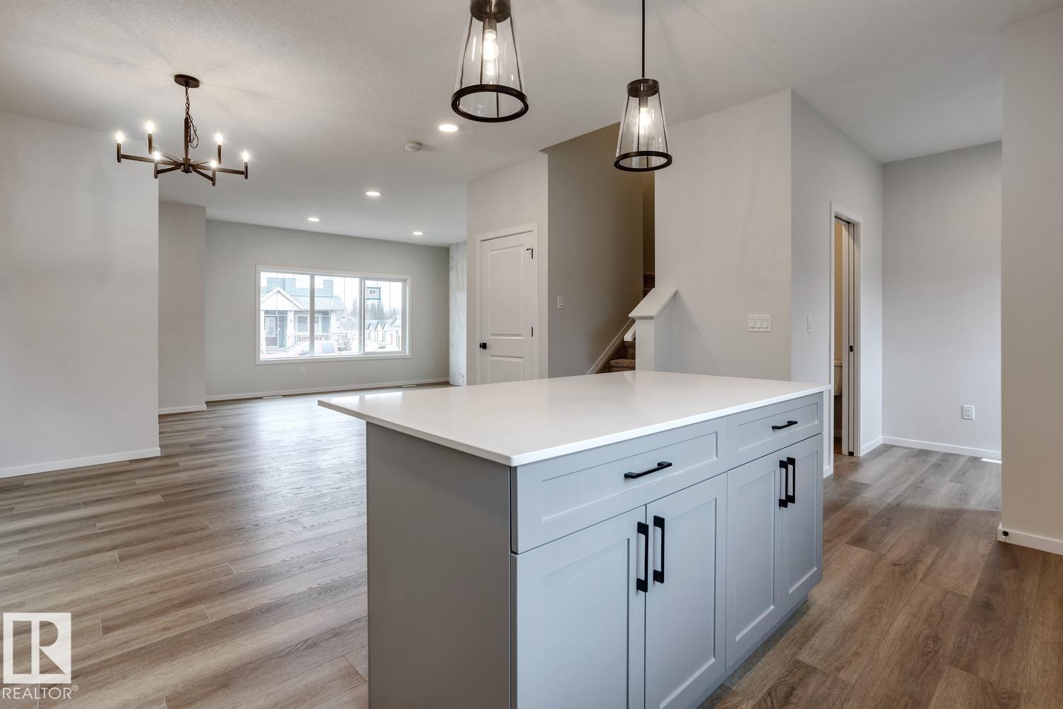 Photo 11 at 10 Hunter Place, Harvest Ridge, Spruce Grove