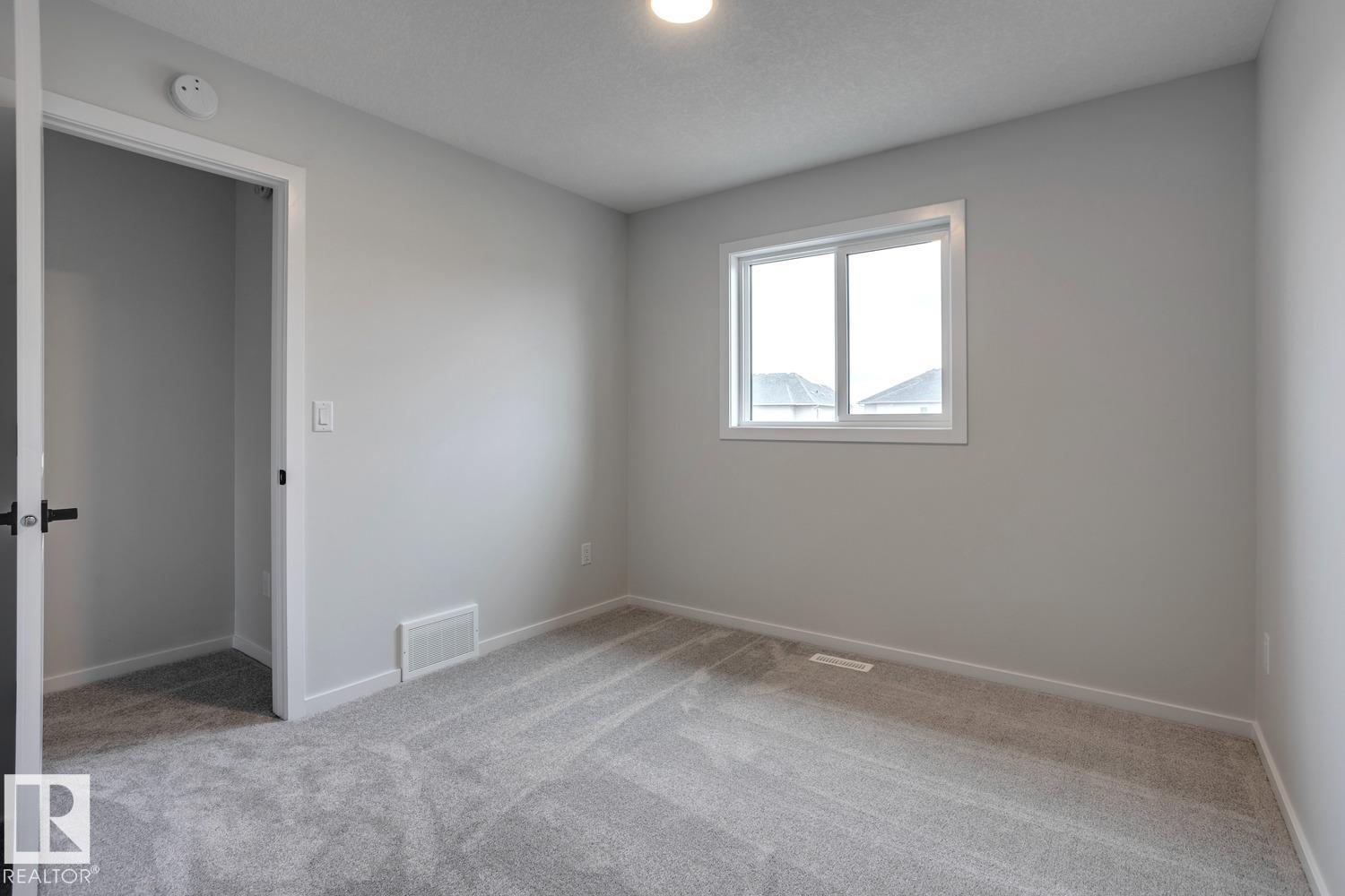 Photo 17 at 10 Hunter Place, Harvest Ridge, Spruce Grove