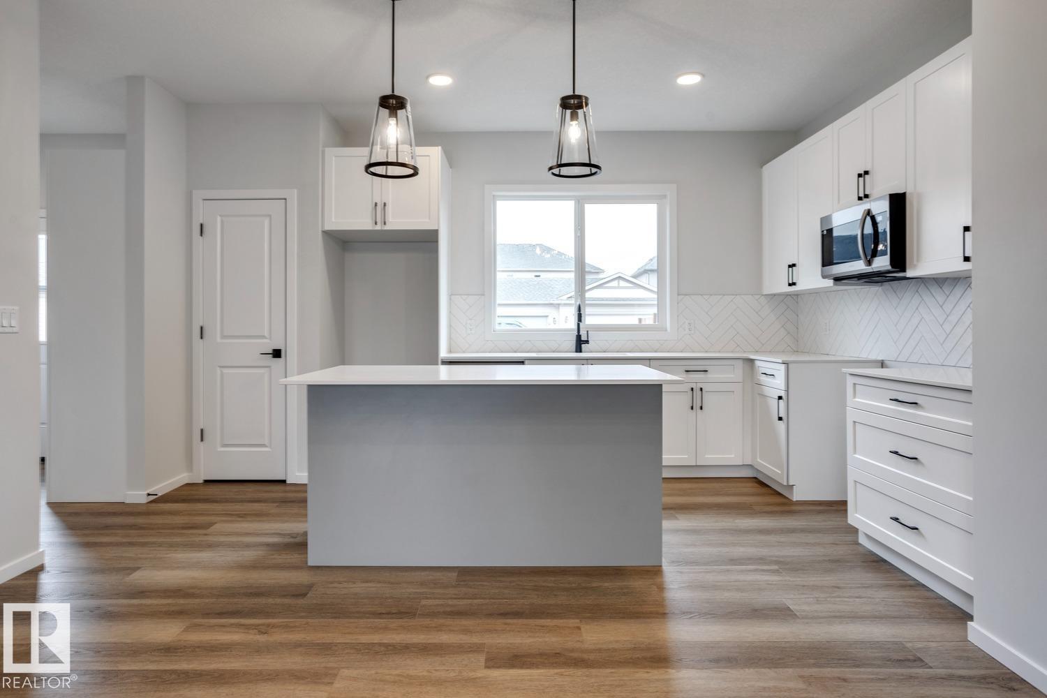 Photo 9 at 10 Hunter Place, Harvest Ridge, Spruce Grove