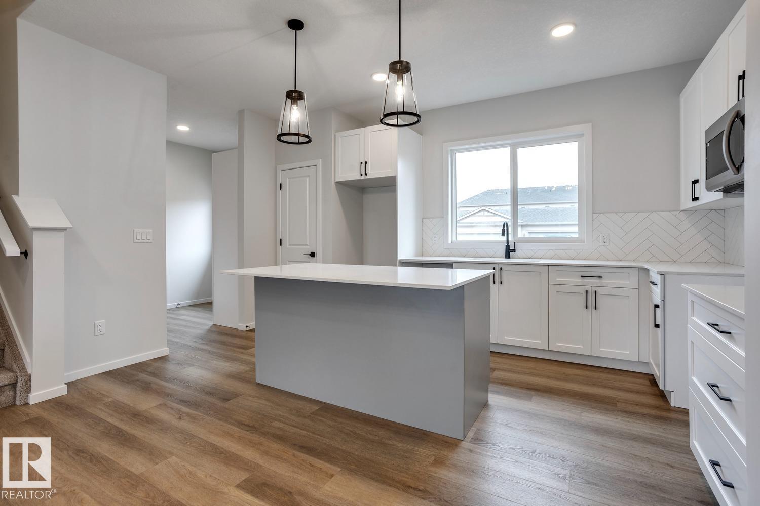 Photo 10 at 10 Hunter Place, Harvest Ridge, Spruce Grove