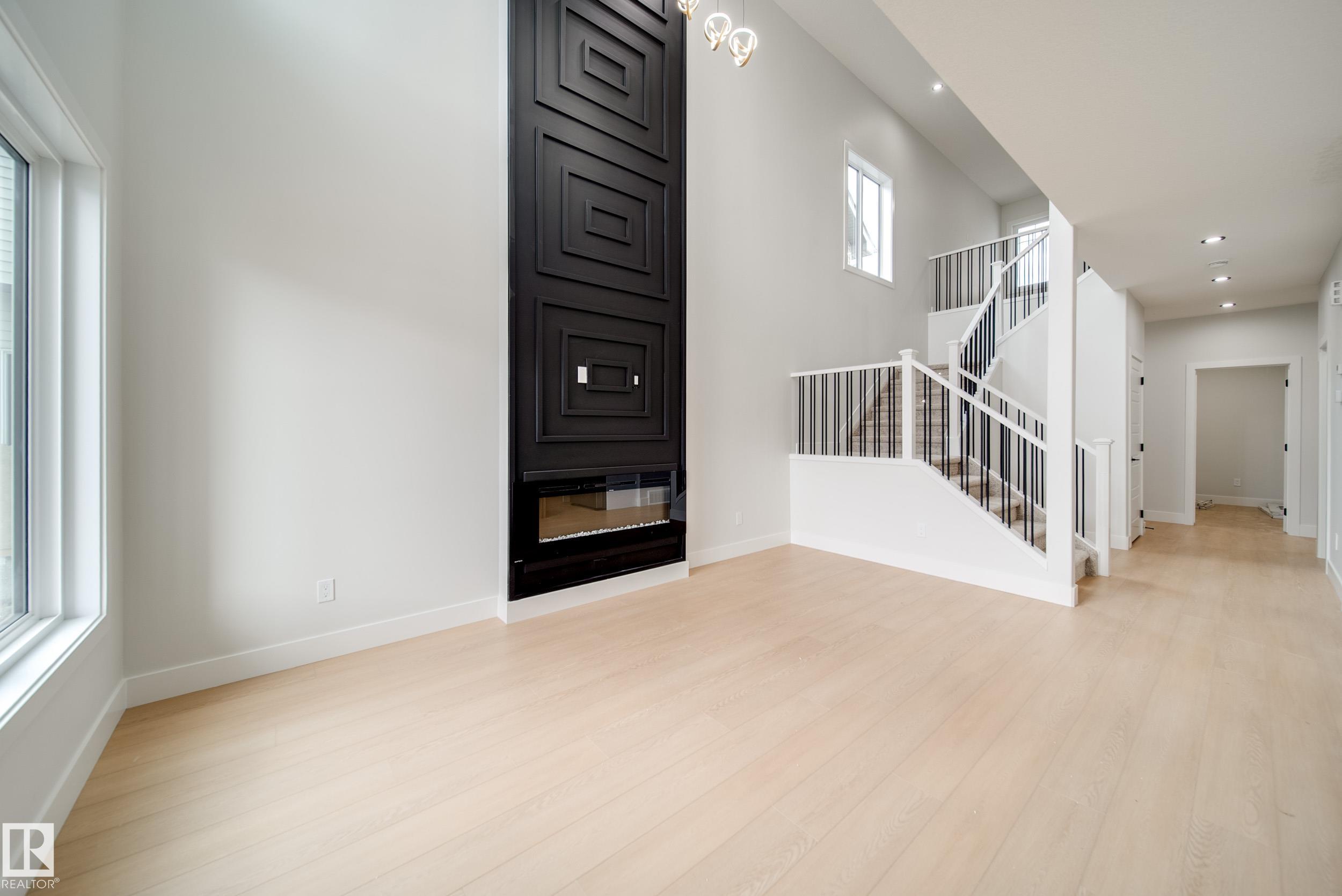 Photo 12 at 8743 183 Avenue NW, Klarvatten, Edmonton