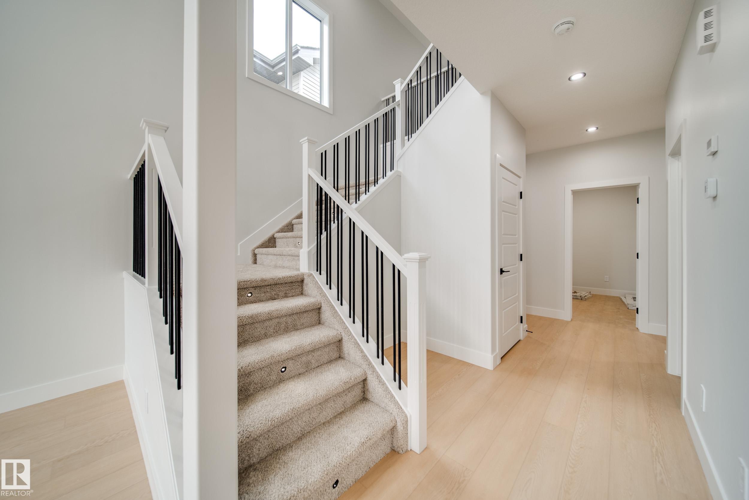 Photo 9 at 8743 183 Avenue NW, Klarvatten, Edmonton