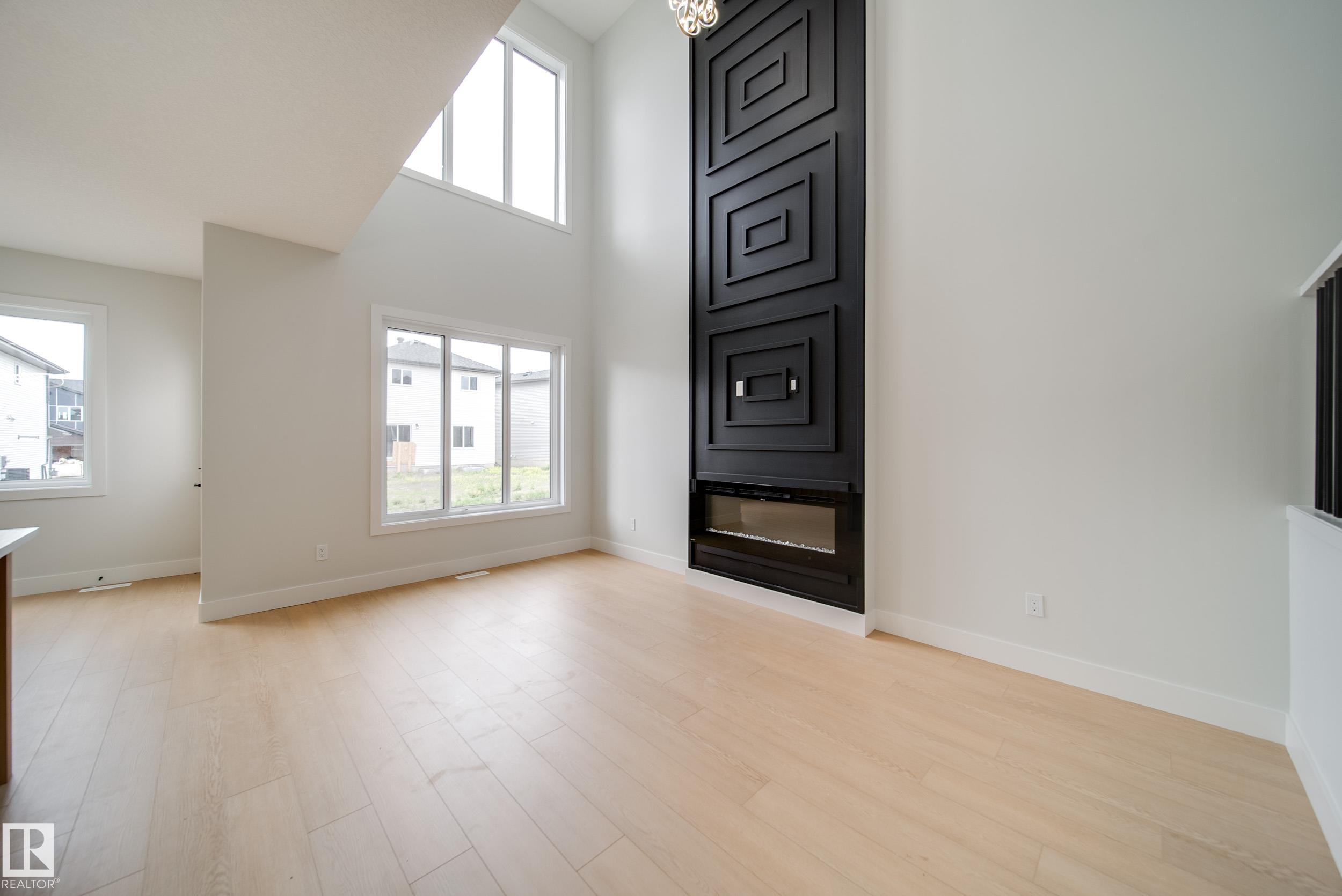 Photo 10 at 8743 183 Avenue NW, Klarvatten, Edmonton