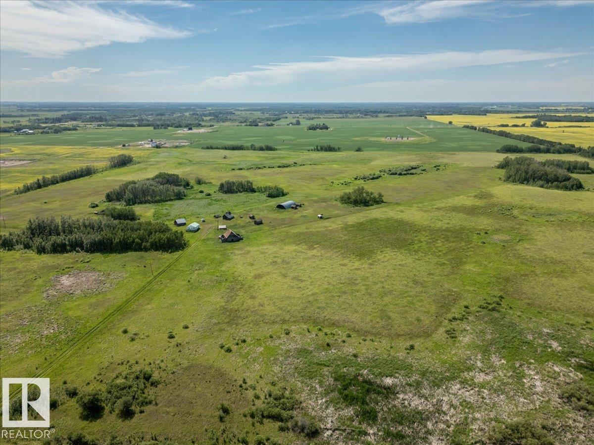 Photo 14 at 57022 Rge Road 213, None, Rural Sturgeon County