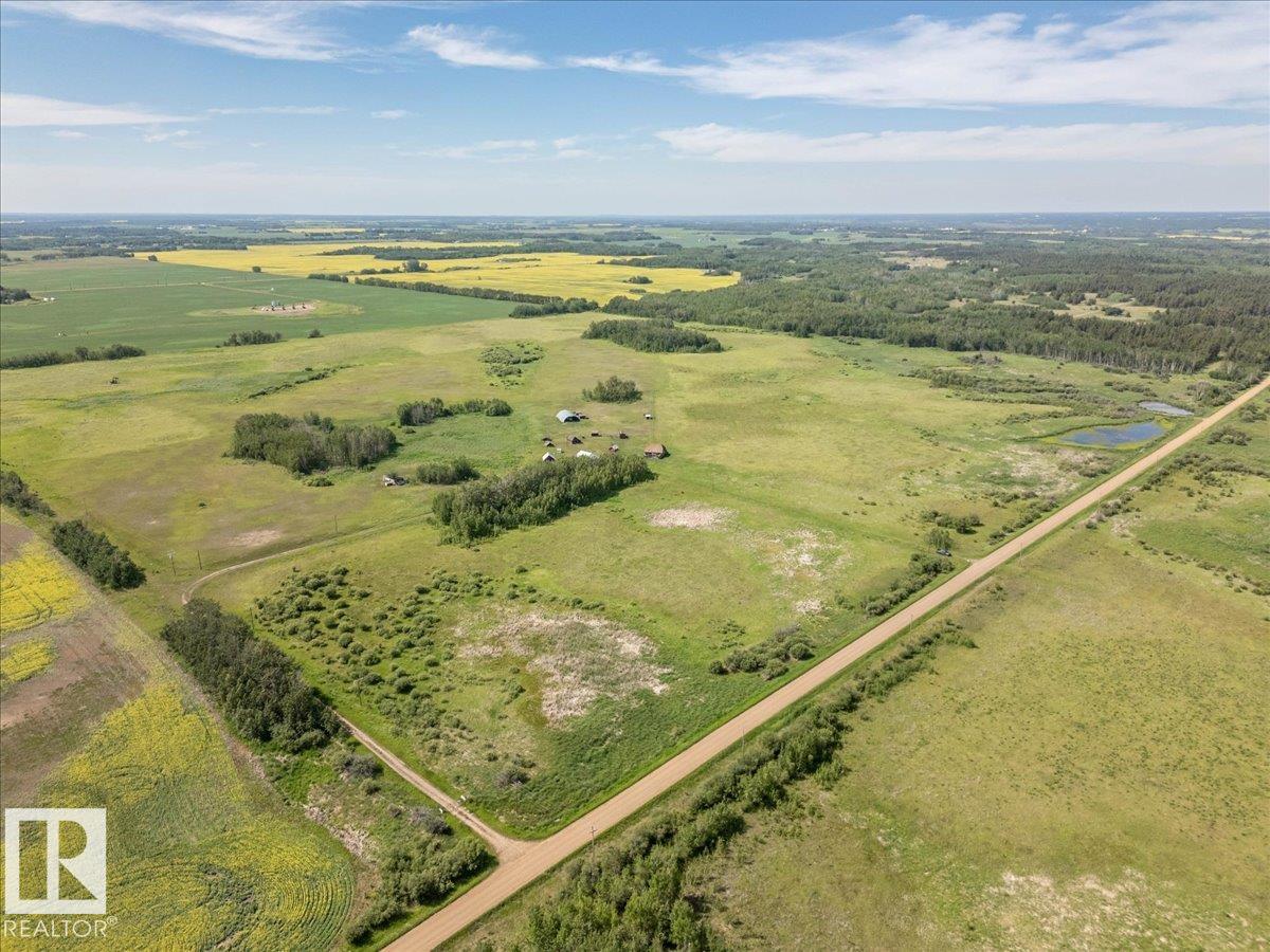 Photo 9 at 57022 Rge Road 213, None, Rural Sturgeon County