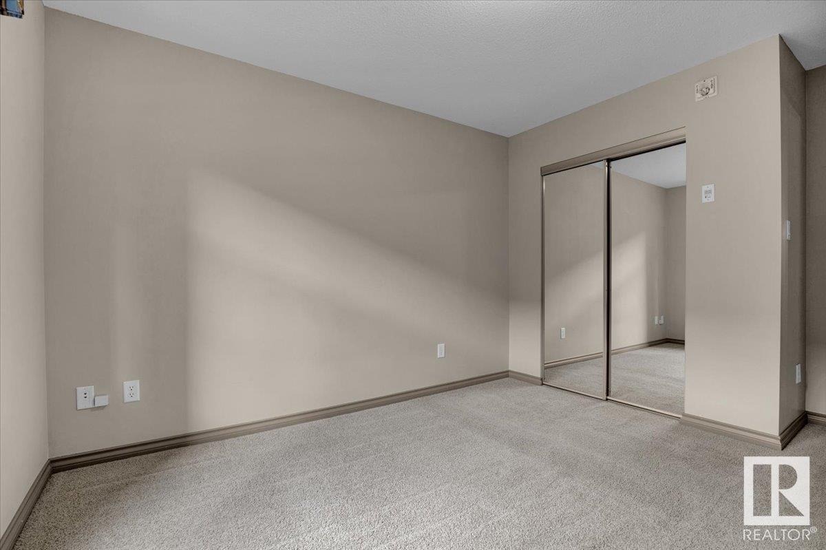 http://cdnparap120.paragonrels.com/ParagonImages/Property/p12/RAE/225358997/34/0/0/4d92ca6b5ce17289251c55818566bb57/1/d4ed6642dad1b8801551f6729f3ac653/225358997-20ceecca-1656-4e02-970a-66b8e6f6f2da.JPG