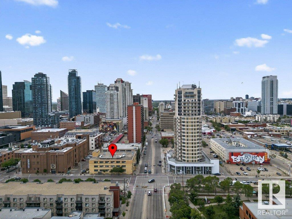 http://cdnparap120.paragonrels.com/ParagonImages/Property/p12/RAE/225359104/26/0/0/f49e19ec22af840b8bc16fe6dd1271e0/1/1ab447ec66df13ad3367b0fc2844ca7c/225359104-71a1098d-76de-4561-a774-1c36475b5467.JPG