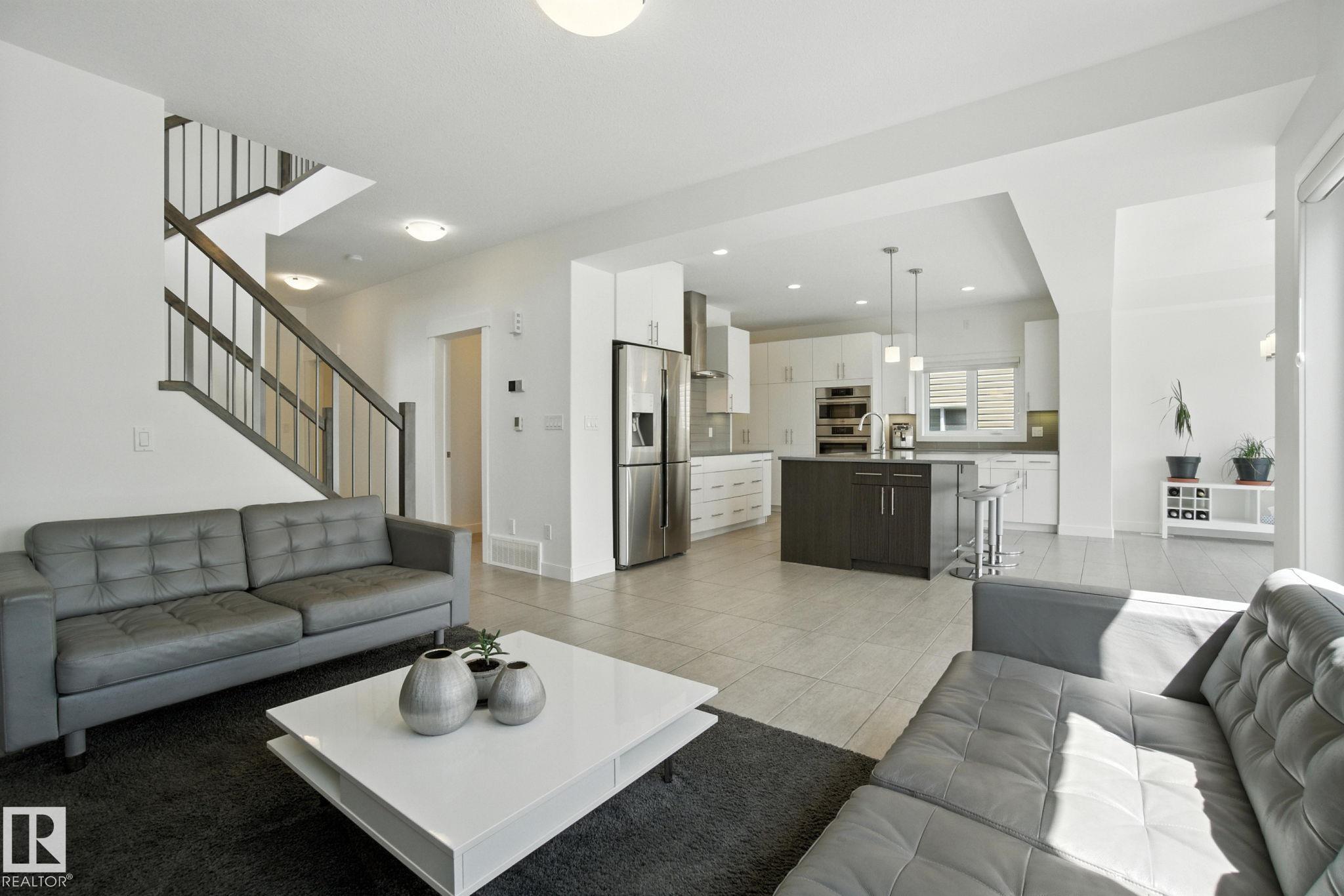 Photo 14 at 13847 142 Avenue NW, Hudson, Edmonton