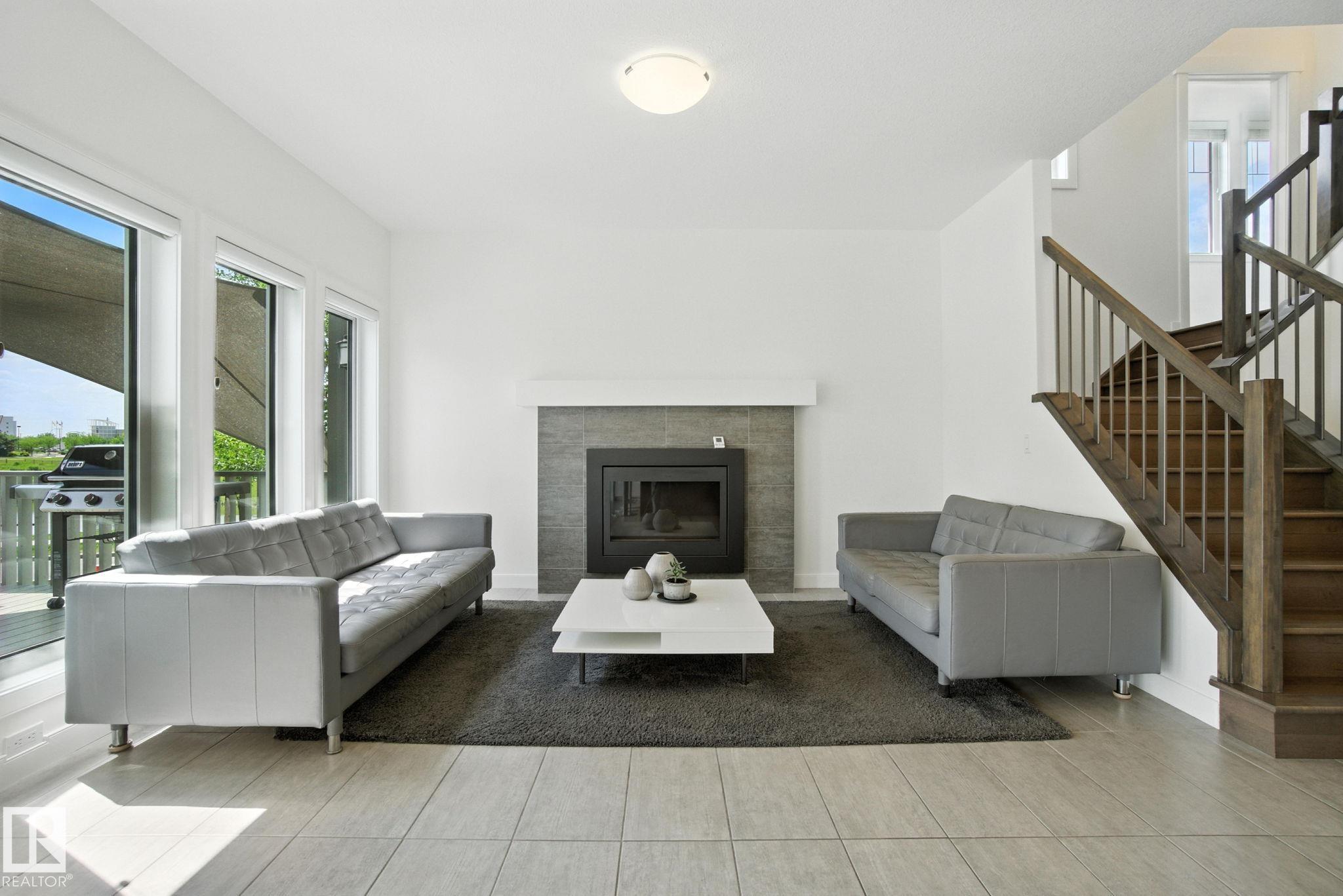 Photo 5 at 13847 142 Avenue NW, Hudson, Edmonton