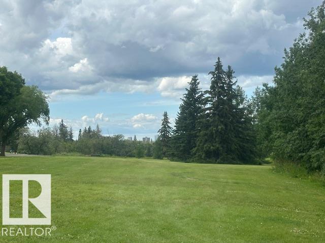 http://cdnparap120.paragonrels.com/ParagonImages/Property/p12/RAE/225359148/39/0/0/d727ecd565bce9c67d7176f3a5e662a6/1/48f98093a78399a96cc0f6435cd1b27e/225359148-816e6b1b-6329-4a5b-95af-10f1b35ac6f2.JPG