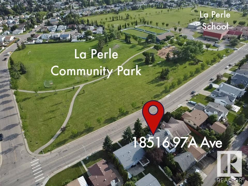 http://cdnparap120.paragonrels.com/ParagonImages/Property/p12/RAE/225359300/54/0/0/b63beced423a0ac72a9e23ea67edba80/1/2d97ecbad40a461104e051f705519c6c/225359300-10d6b7b4-d9f8-437c-a9b5-03ccfd3f0cc0.JPG