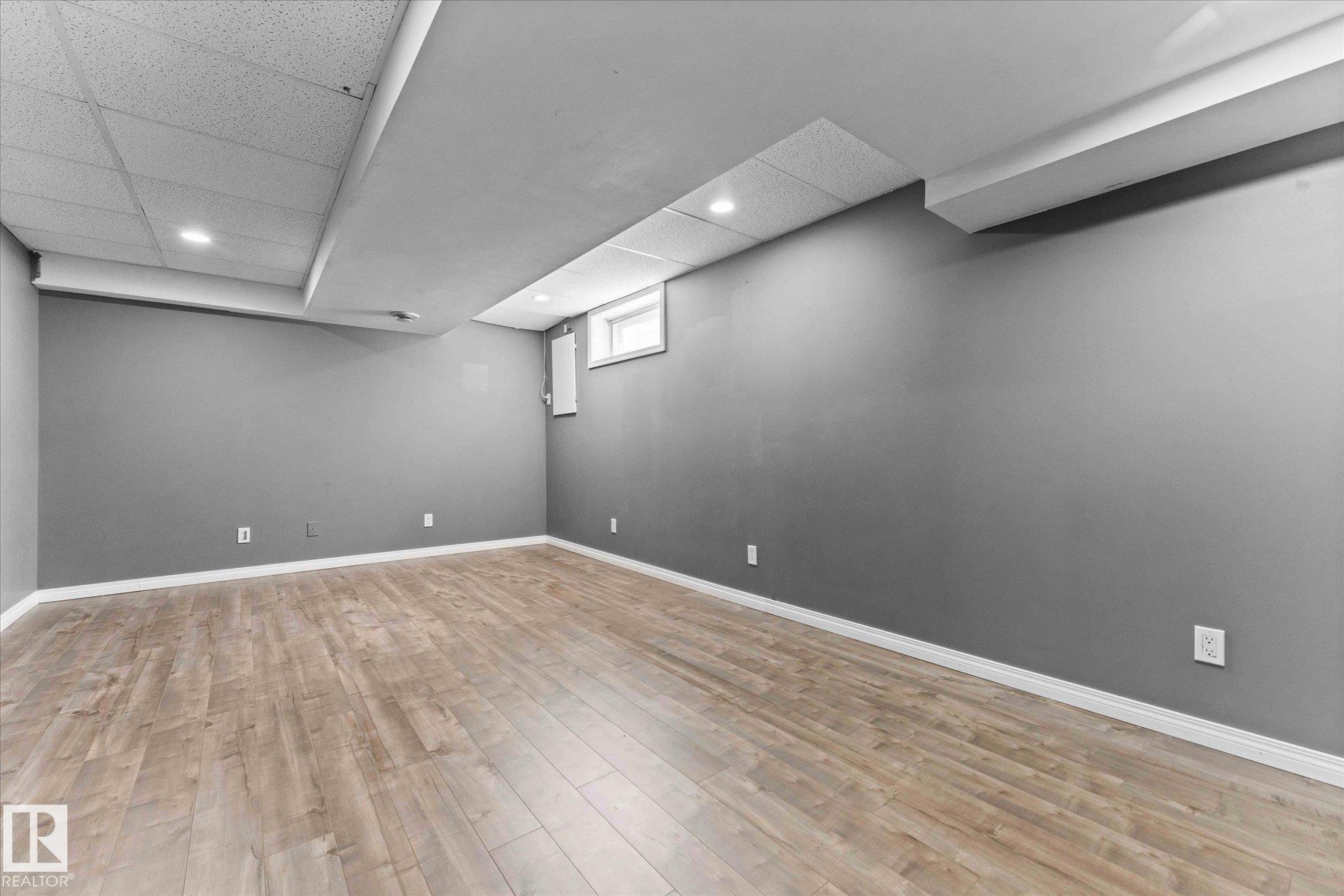 Photo 31 at 33 Westglen Crescent, West Grove, Spruce Grove