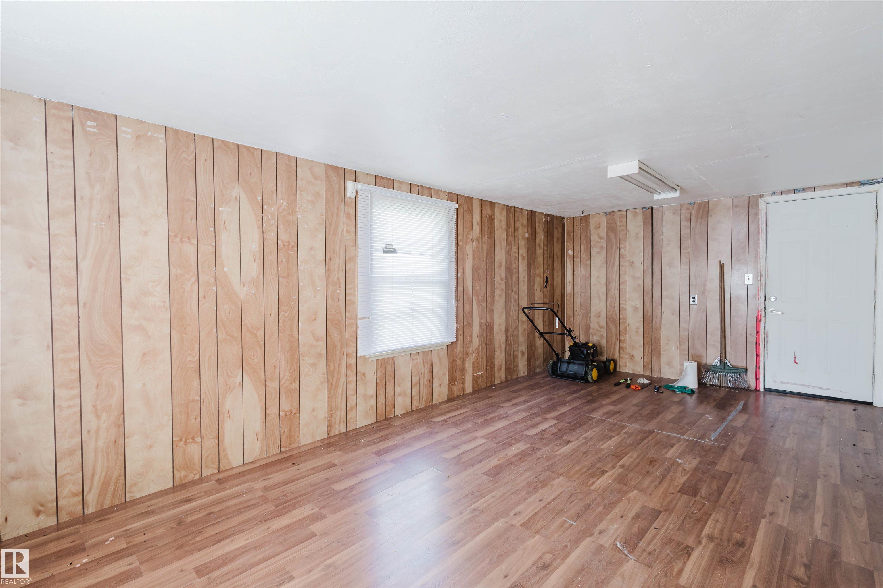 Photo 16 at 10827 111 Street NW, Queen Mary Park, Edmonton