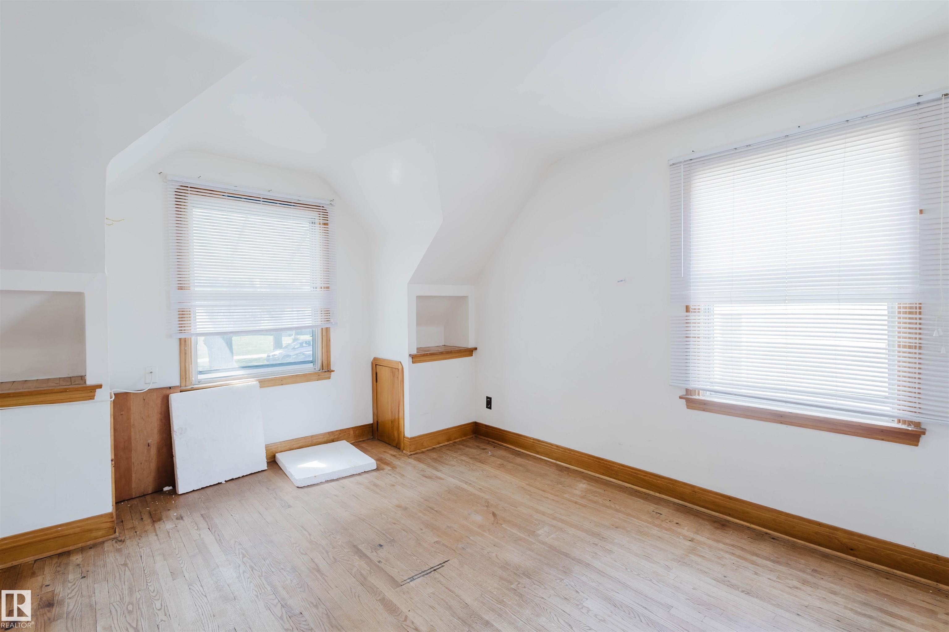 Photo 18 at 10827 111 Street NW, Queen Mary Park, Edmonton