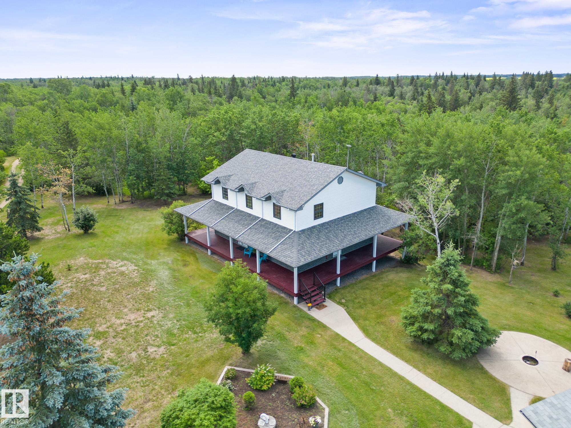 Photo 2 at 20456 Twp Road 544, None, Rural Strathcona County