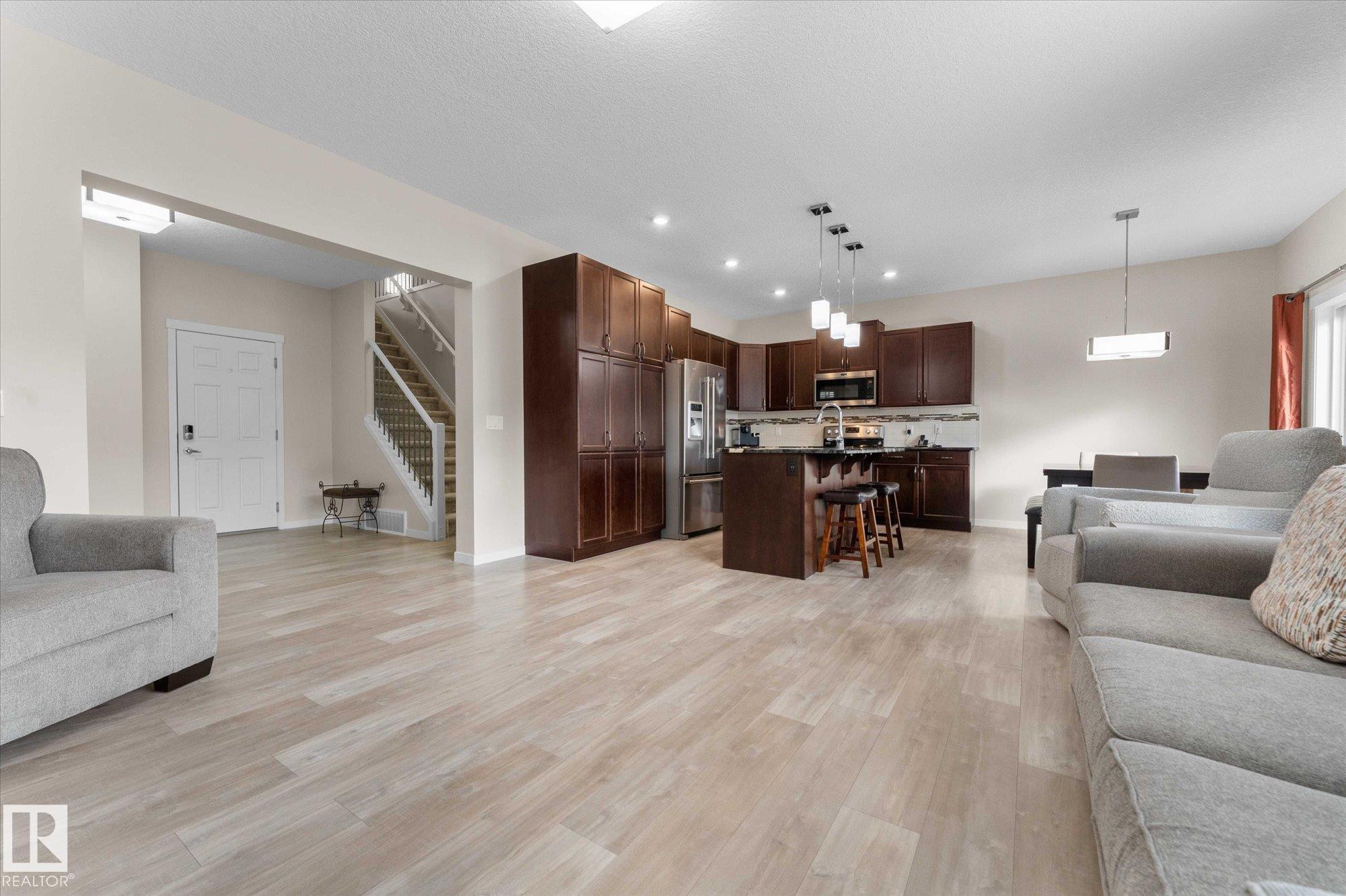 Photo 12 at 17164 47 Street NW, Cy Becker, Edmonton