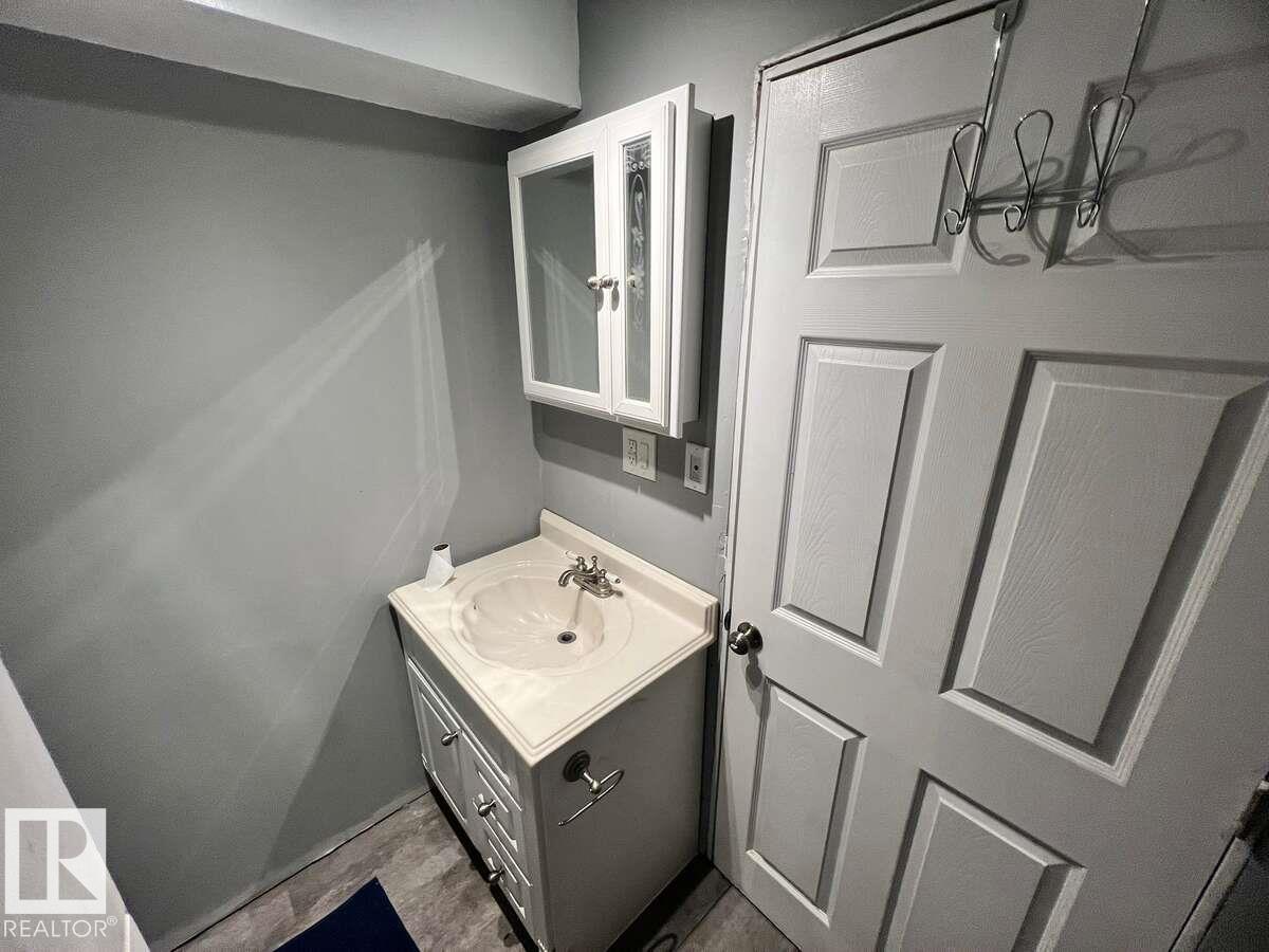 Photo 28 at 6 Abbey Road, Aspen Trails, Sherwood Park