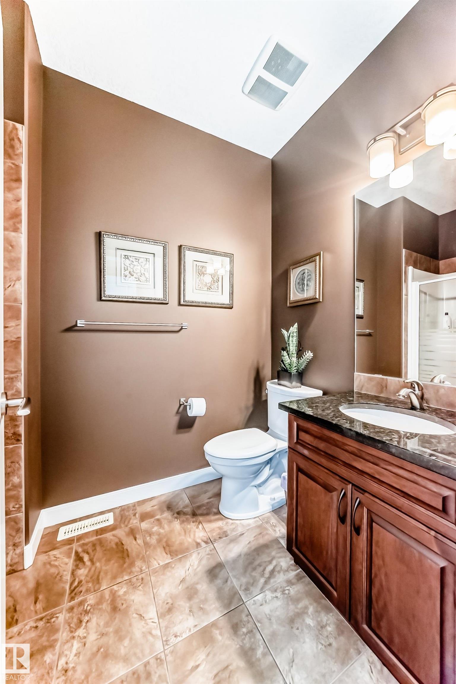Photo 11 at 1 Lincoln Cove, Stoneshire, Spruce Grove