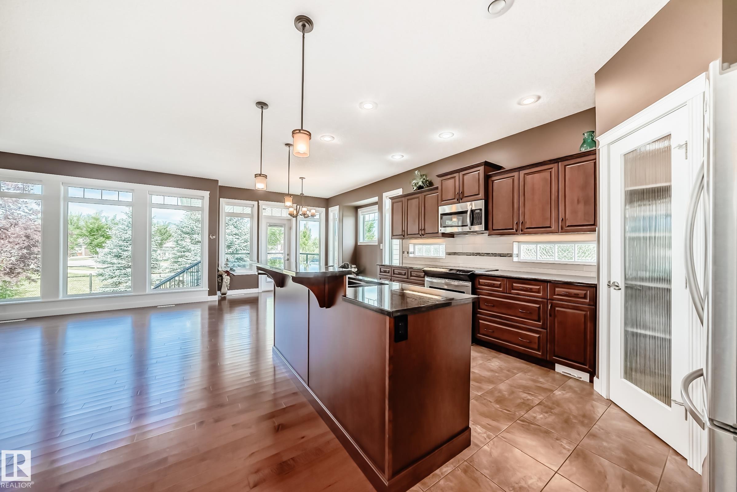 Photo 12 at 1 Lincoln Cove, Stoneshire, Spruce Grove