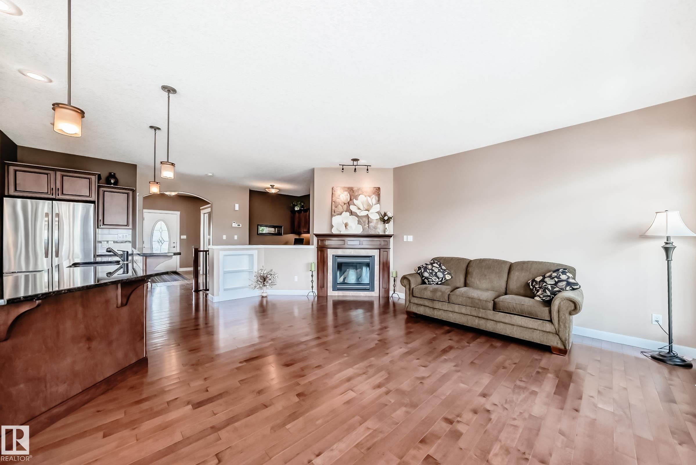 Photo 22 at 1 Lincoln Cove, Stoneshire, Spruce Grove