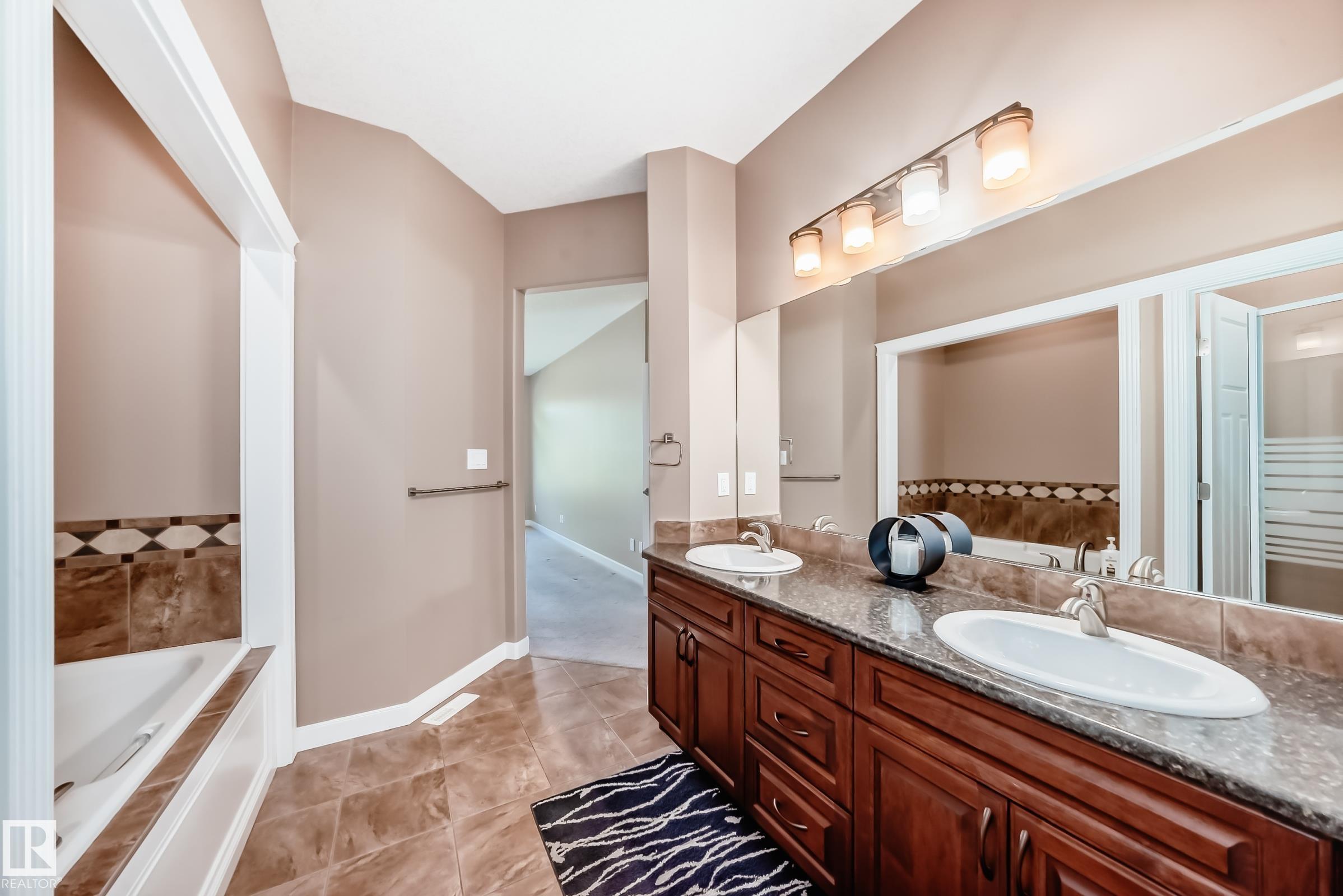 Photo 33 at 1 Lincoln Cove, Stoneshire, Spruce Grove