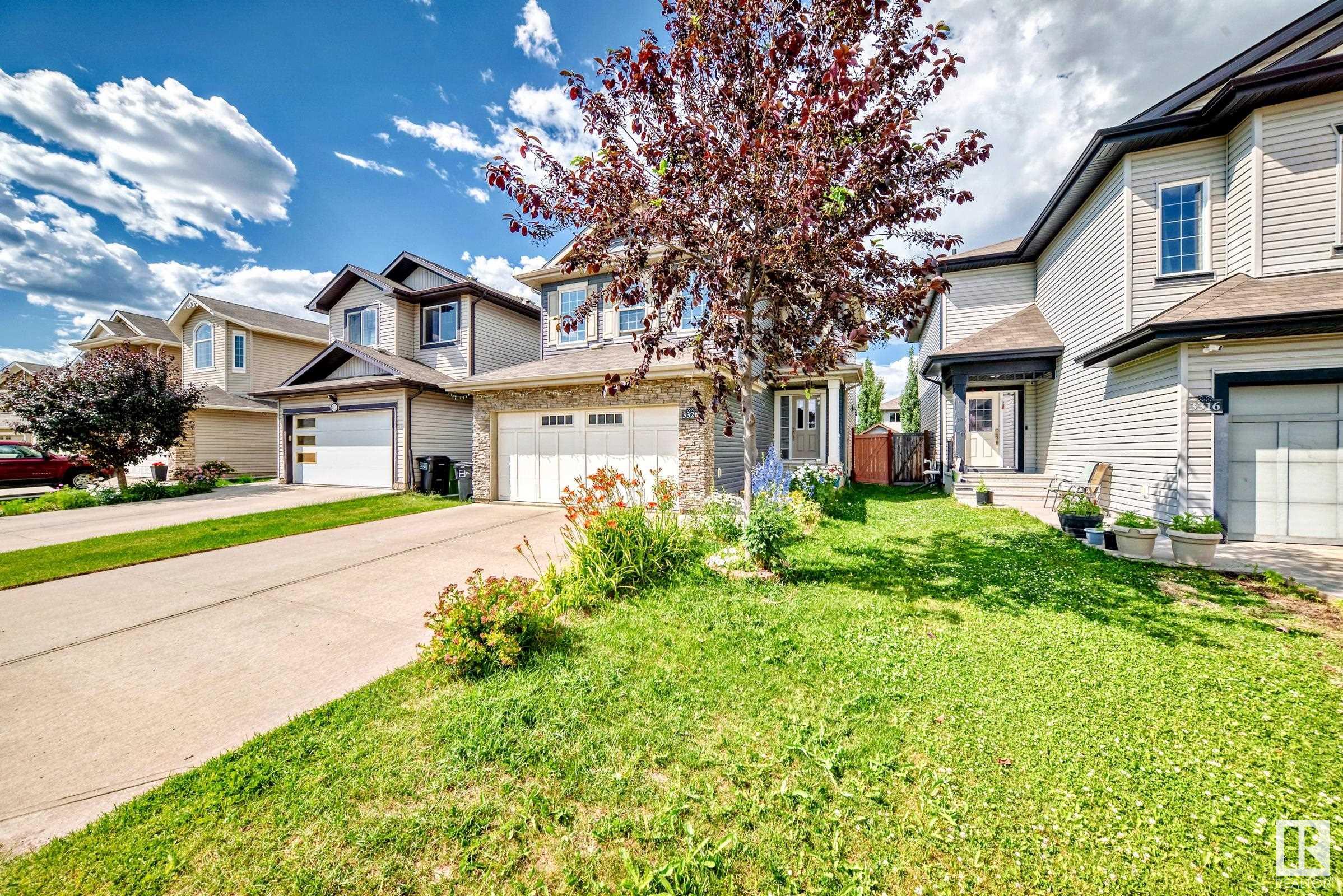 http://cdnparap120.paragonrels.com/ParagonImages/Property/p12/RAE/225360378/45/0/0/6e143dfd7dca3bcdd3b07a84944c75ab/1/31677b2cfd9e22a65c8d0733408ae5b7/225360378-b5864876-618f-4ee1-89c2-b6ac925827b8.JPG