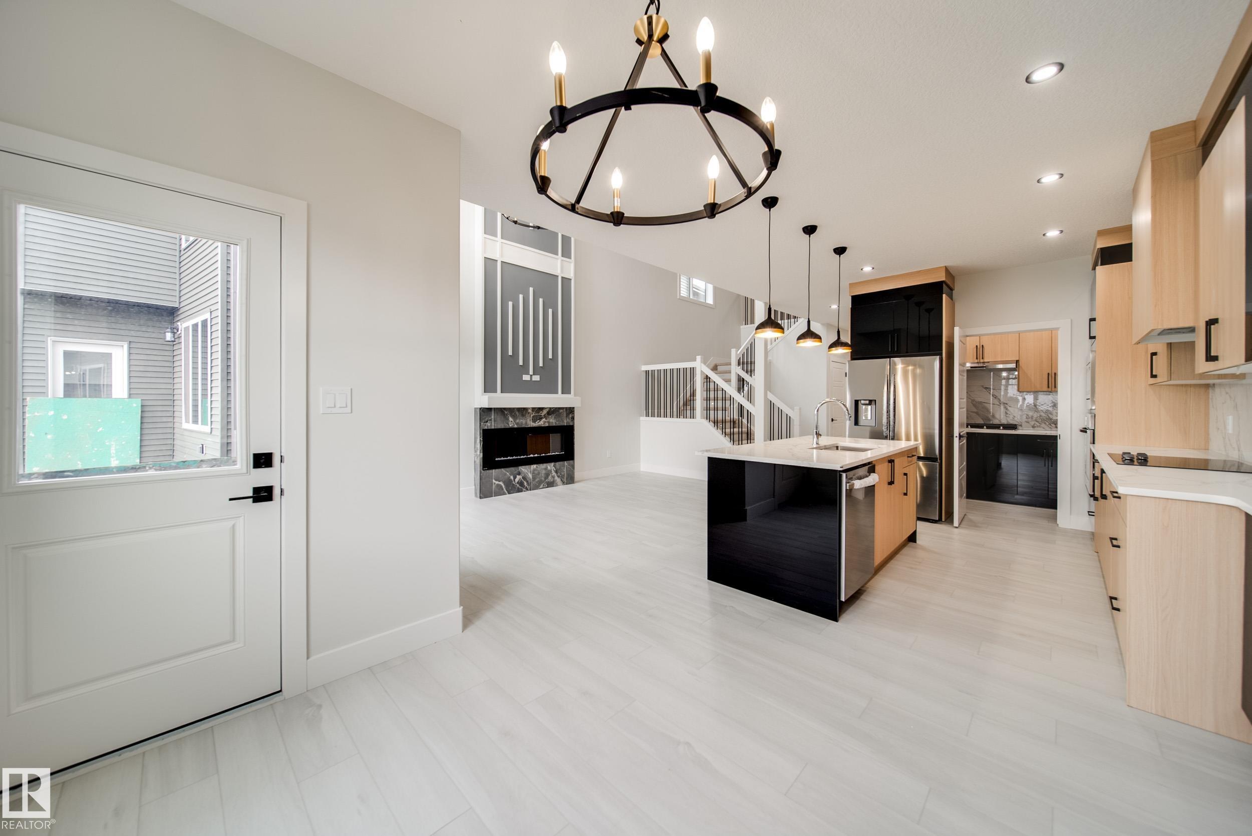 Photo 12 at 8811 183 Avenue NW, Klarvatten, Edmonton
