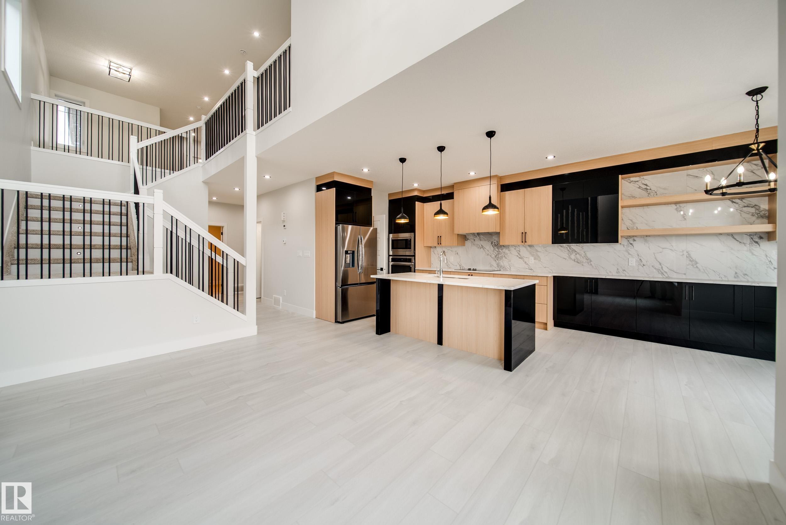 Photo 10 at 8811 183 Avenue NW, Klarvatten, Edmonton