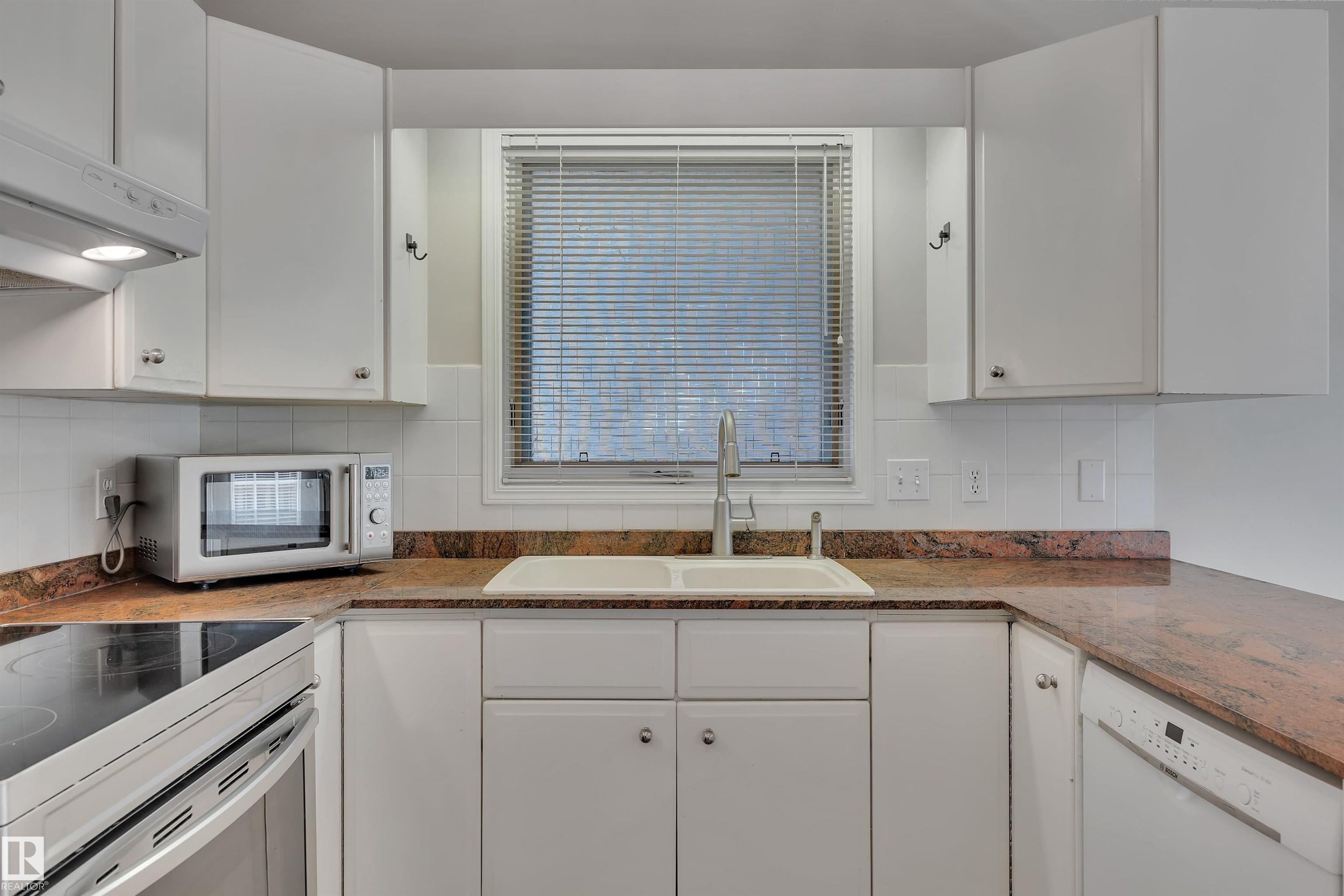 Photo 15 at 4803 59 Street, Brookside, Beaumont