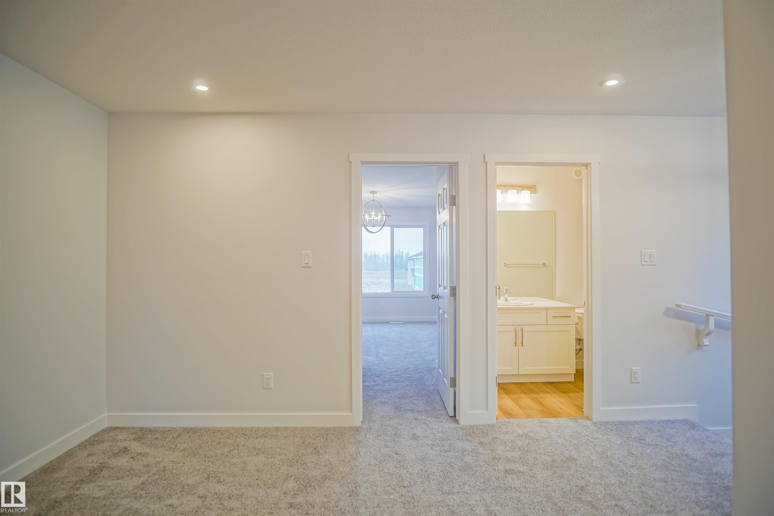 Photo 16 at 1072 Mcleod Avenue, Easton, Spruce Grove