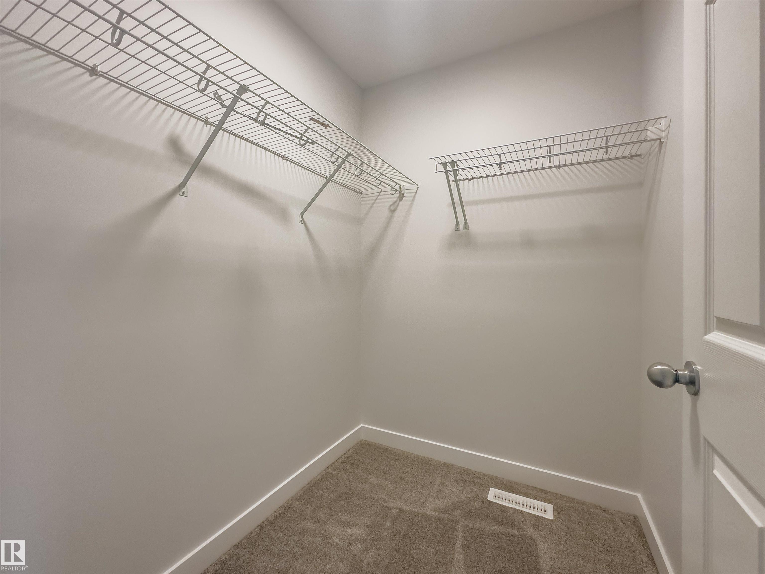 Photo 23 at 1072 Mcleod Avenue, Easton, Spruce Grove